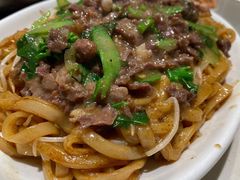 招牌湿炒牛河-潮泰牛肉火锅 · 创于1992年(车公庙店)