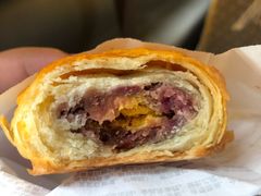 玫瑰蛋黄酥-嘉华鲜花饼(四方街旗舰店)