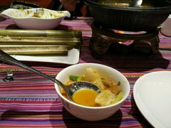 -香巴拉云南餐厅(华莱坞店)