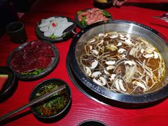 -谭鸭血老火锅(万象九宜城店)
