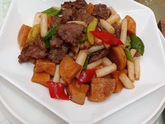 -东豪园林海鲜酒家(南港路辅路店)