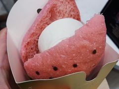 草莓雪宝宝-奈雪的茶(深圳北站店)