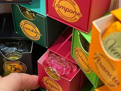 -VENCHI 闻绮(北京国贸商城店)