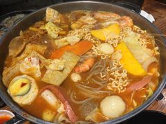 -辛明堂洞韩式芝士年糕火锅(万达店)