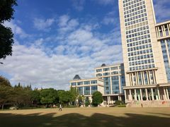 -复旦大学光华楼