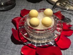 百香果法芙娜巧克力爆丸子-弦月窗LUNETTE BY AMANDA(复兴路店)