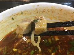 -陇上全荟兰州传统牛肉面(延吉路店)