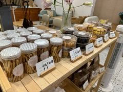 -提亚烘焙·手作面包·生日蛋糕(七星店)