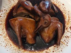 瑞士汁乳鸽-侨美·唐荔园·40年地道粤菜