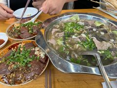 -谢老五跷脚牛肉·非遗传承店