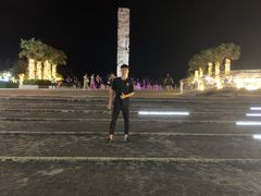 -亚龙湾中心广场