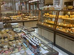 面包甜点陈列柜-多乐之日(颐堤港店)