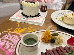 -Mark&Mars Restaurant