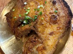 -郑记•不夜城烧烤•龙虾•虾蟹(黄鹤楼店)