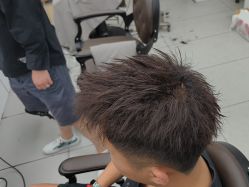 点击看大图 -尤司男士国潮理发馆