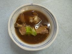 -直落玻璃（瓦煲）肉骨茶