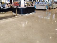 -王府井百货(中州中路店)