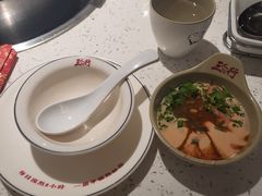 -三人行骨头王火锅(长寿店)
