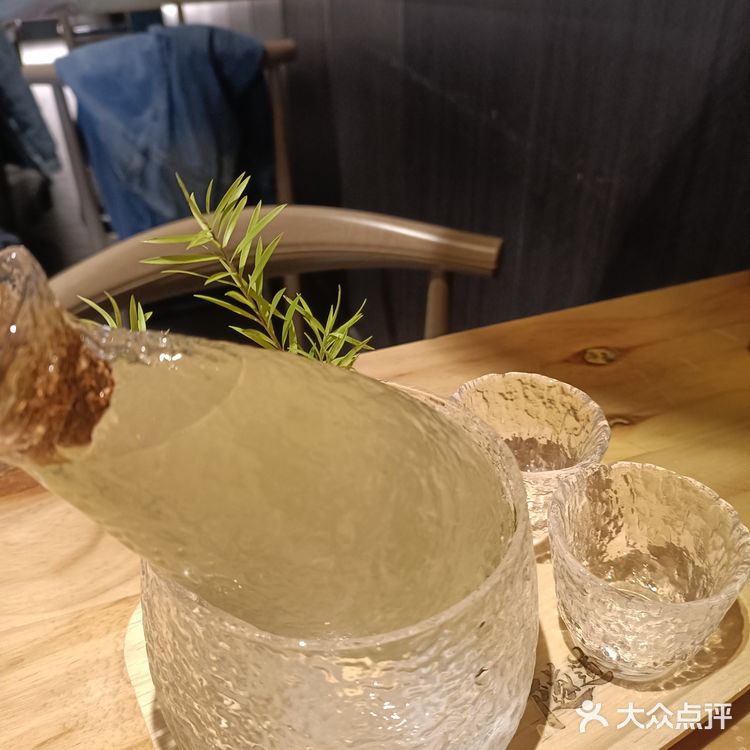隧道口牛肉小酒馆  冬日里的虾蟹煲超美味