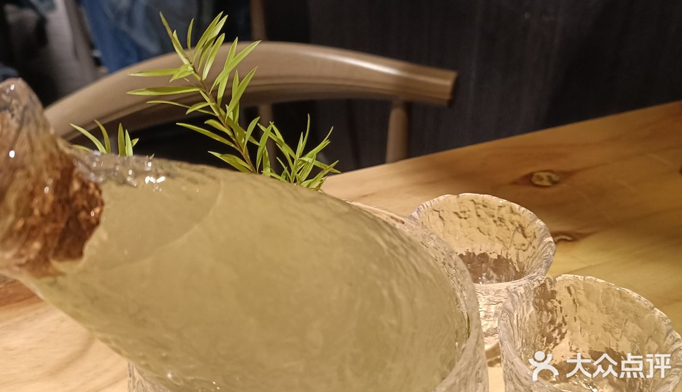 隧道口牛肉小酒馆  冬日里的虾蟹煲超美味