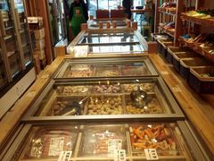 -锅圈食汇火锅烧烤食材超市(颖秀路店)