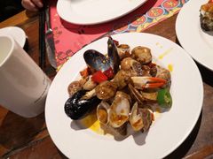 -四海一家自助餐(益田假日广场店)