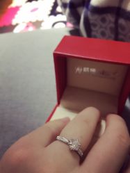 -威德钻石-克拉钻大本营(南京东路店)