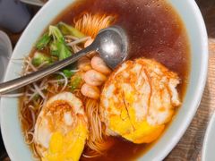 -蜜桃餐厅·伴山(湖滨商业街店)