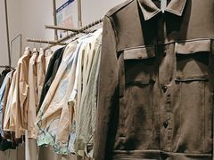 -URBAN REVIVO(欢乐海岸购物中心店)