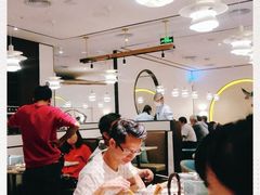 大堂-周渝食惦·酸菜鱼精致川菜(横岗店)