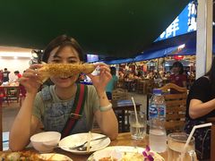 -两兄弟Song Pee Nong(2号店)
