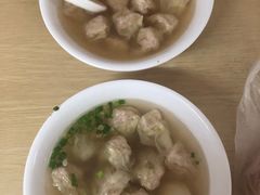 -张阿三馄饨店
