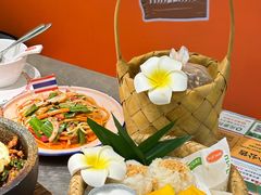 -小小集渔·泰式大排档(太古里香槟店)