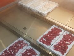 -来龍儿鲜切牛肉自助老火锅