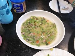 -河畔春天时尚餐厅