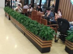 -星巴克臻选(莘庄仲盛店)