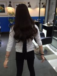 -FRIDAY星期五专业美发沙龙