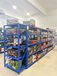 -逝水玩具折扣店