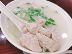 本帮肚肺汤-三两春(浦三路店)