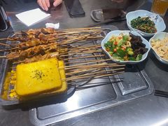 -马路牙子烧烤音乐酒馆(望京店)