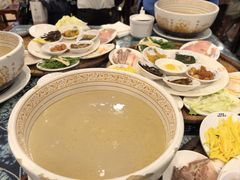 -桥香园云南过桥米线(金马碧鸡店)
