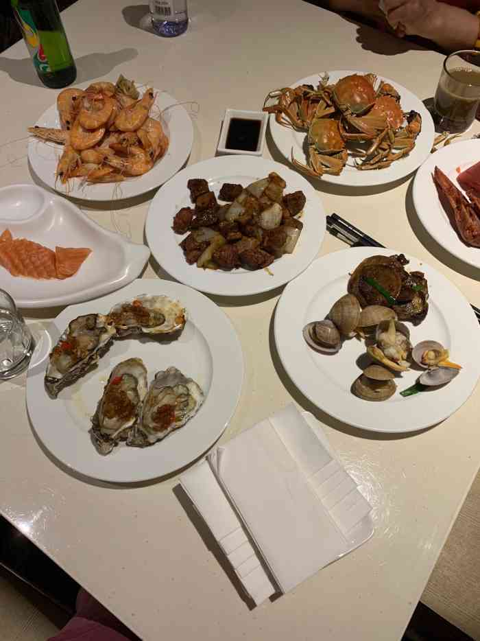 绿波廊永乐汇商务洗浴会馆-"家附近,经常和朋友去,晚餐一般,洗澡搓澡.