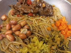 -粉观右江西鲜辣米粉(天地店)