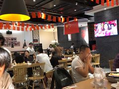 大堂-李子坝梁山鸡(北碚万达五鸡哥店)