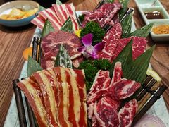 -明洞阿姨·韩式酱蟹烤肉·创意料理(三元桥店)