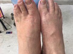 -世龙世家手足健康护理连锁(福田梅林路润裕花园店)