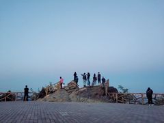 -鬼笑石后山停车场