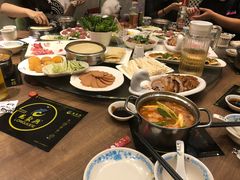 -龙聚德北京烤鸭(沙坪坝华宇A馆店)