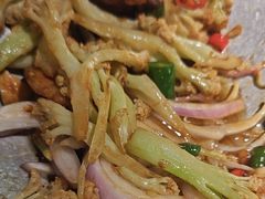 -卢大鲜鱼头捞饭(美利广场店)