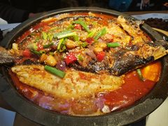-鸣记脆皮烤鱼·海鲜烤鱼(三八广场店)